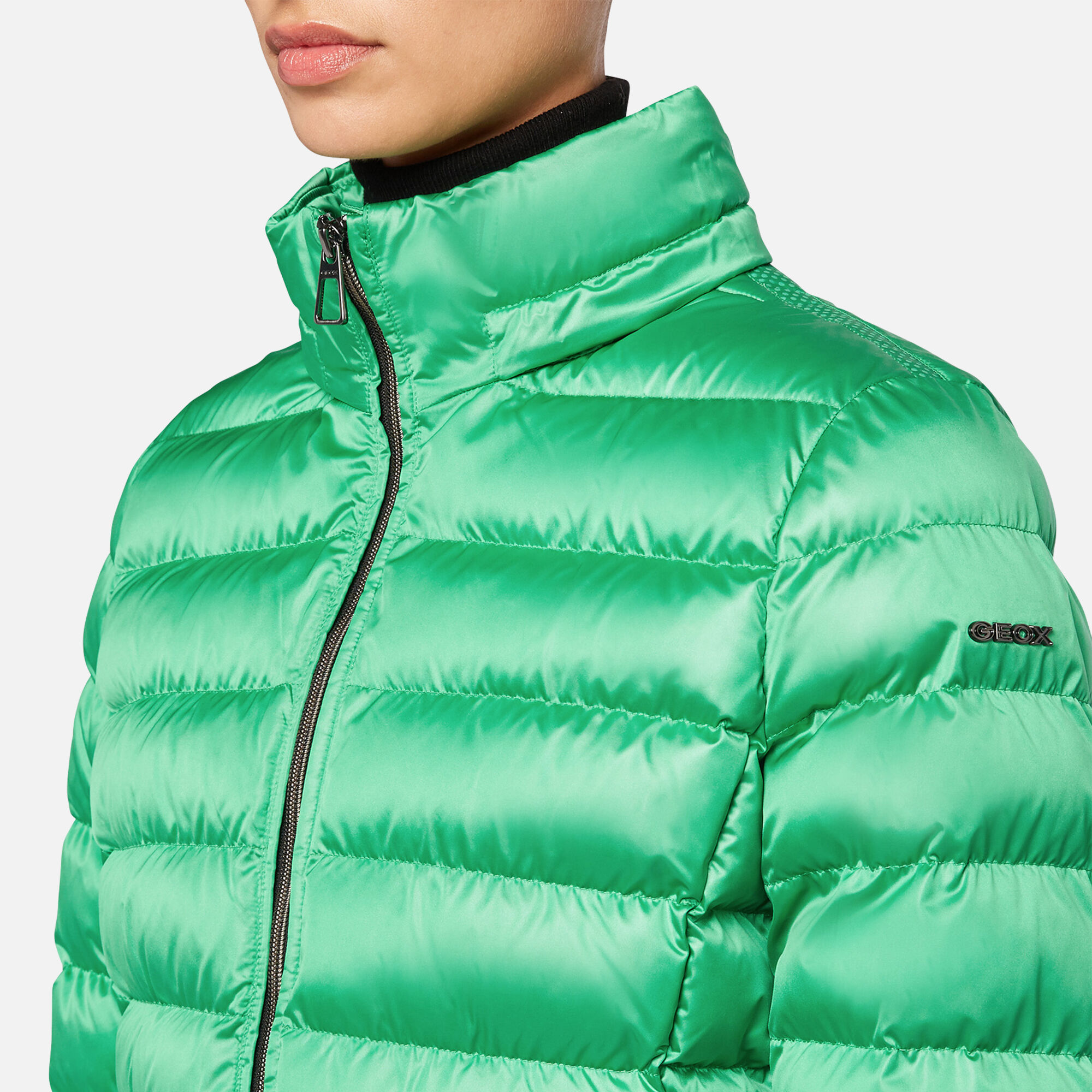 giubbotto verde ragazza