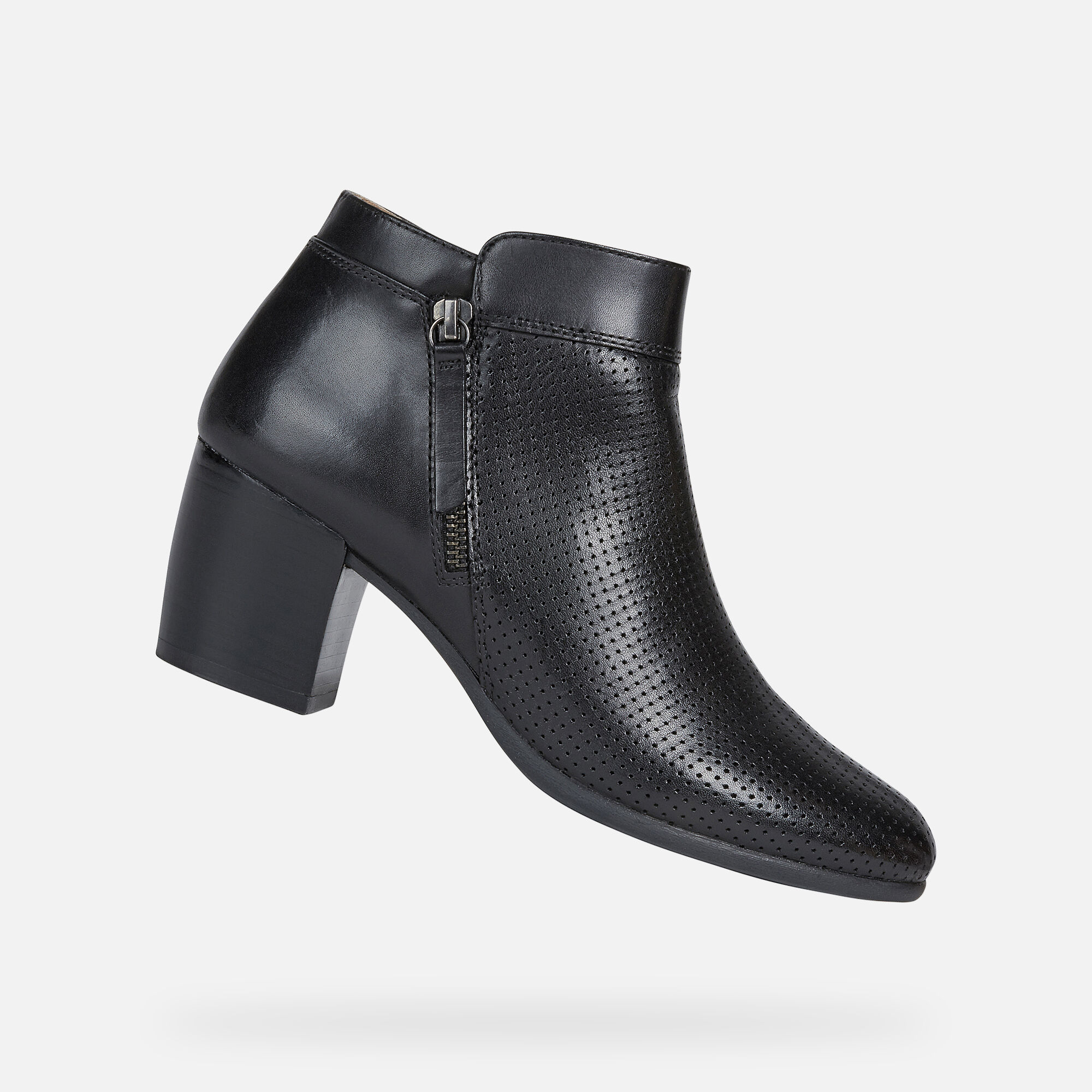 Geox NEW LUCINDA Woman: Black Ankle 