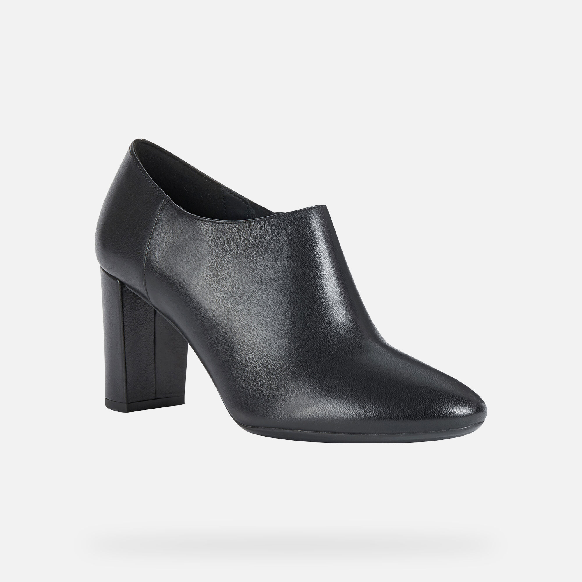 naturalizer sybil bootie