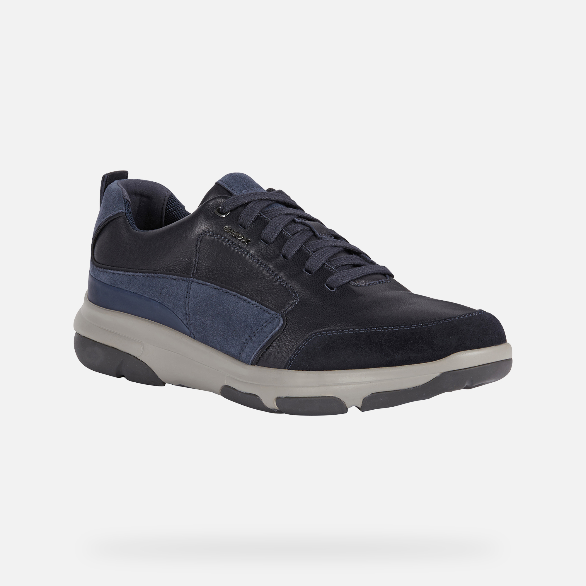 Geox® XAND 2 Man: Navy blue Sneakers | Geox® Ventilated Cushioning
